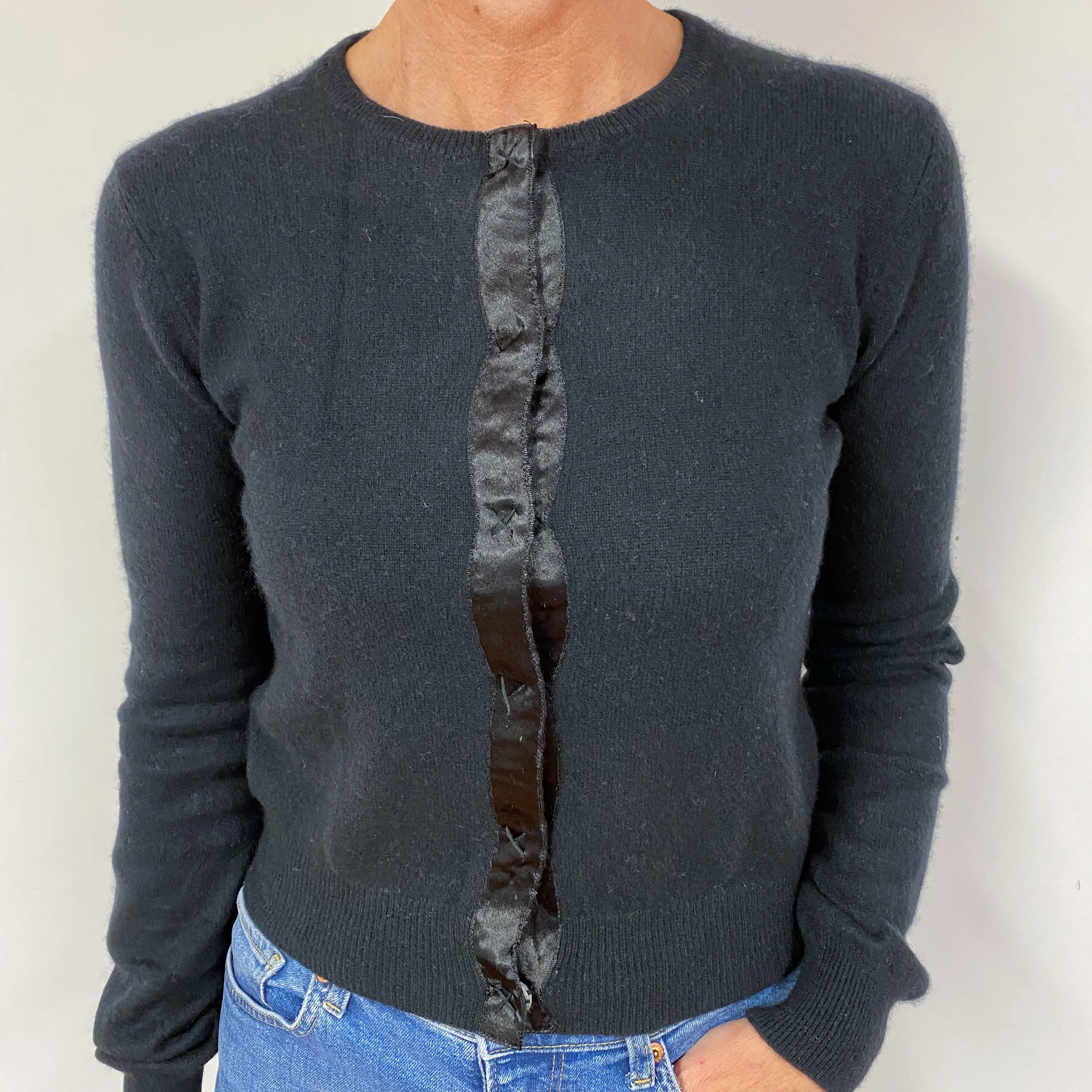 Black Cropped Cashmere Crew Neck Cardigan Medium