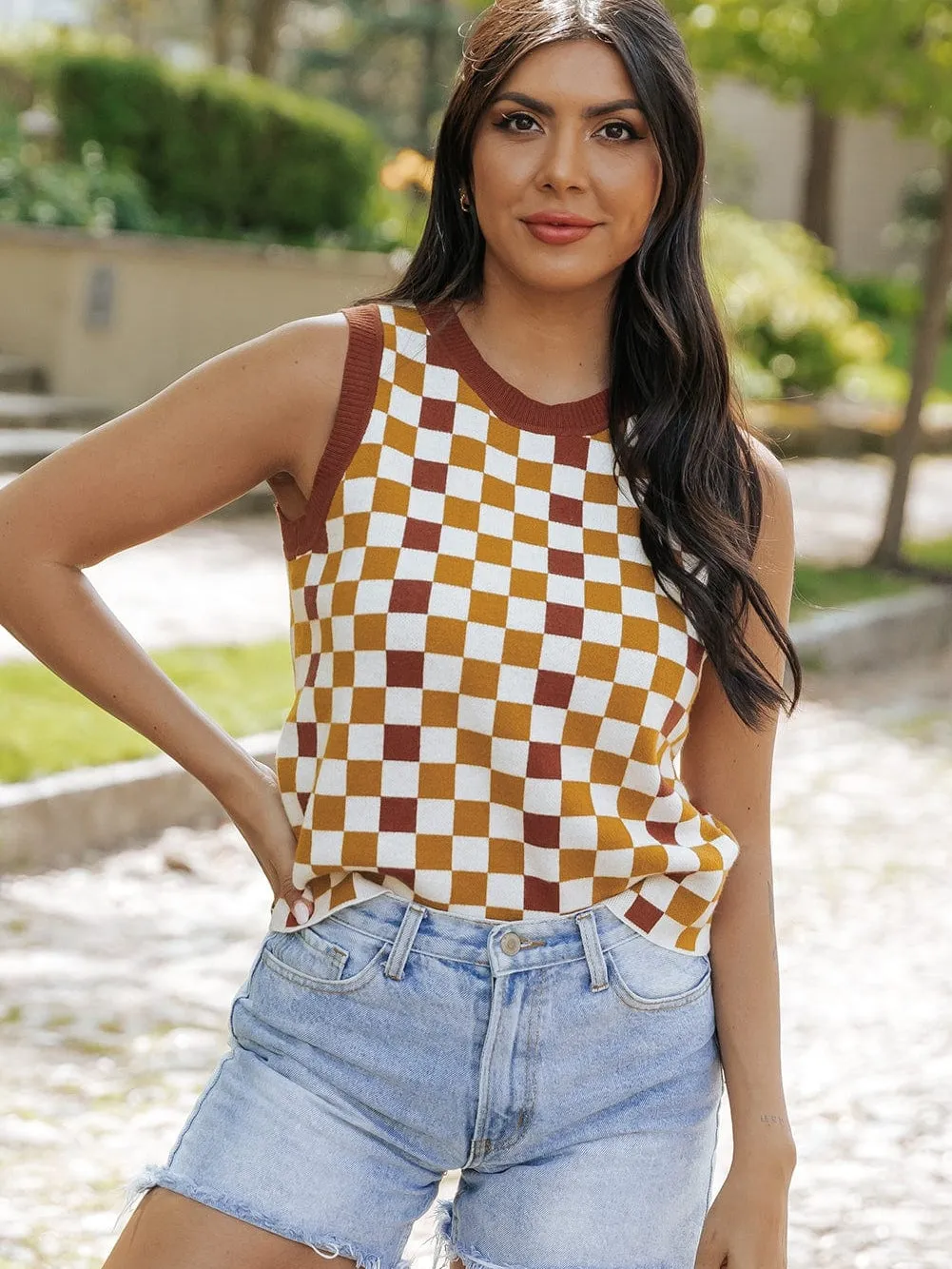 Brown Plaid Cropped Sleeveless Sweater Vest