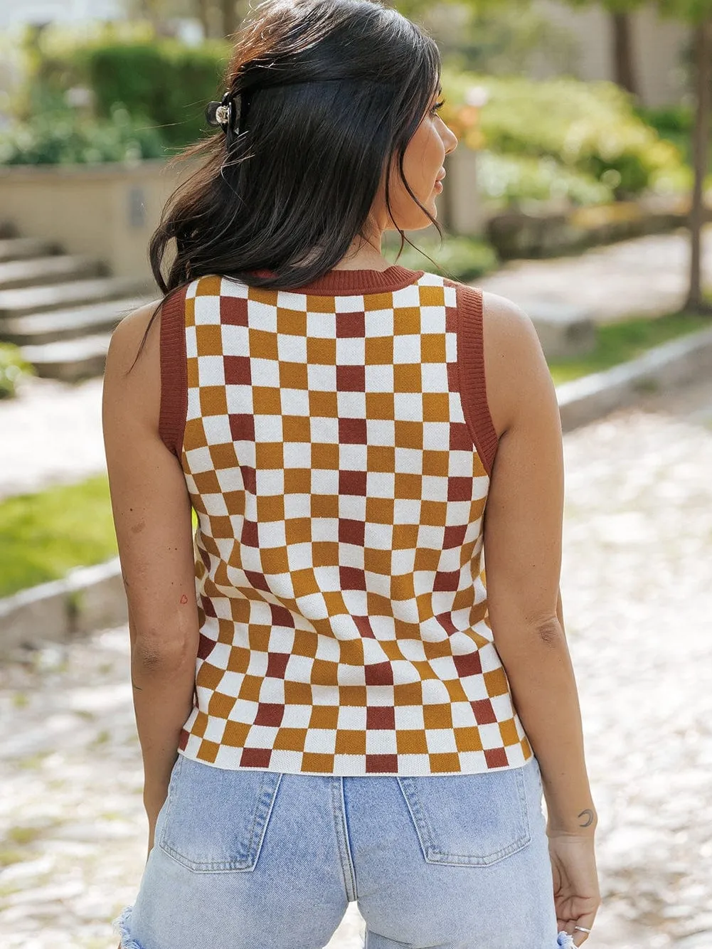 Brown Plaid Cropped Sleeveless Sweater Vest