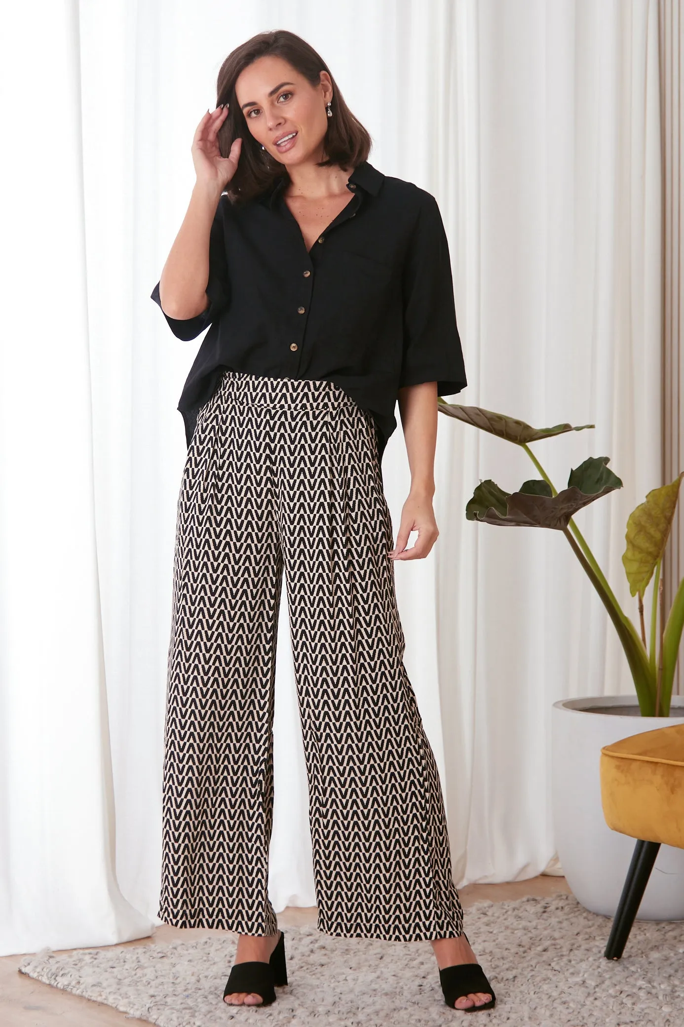 Daria Wide Leg Pants - Black/Beige Chevron