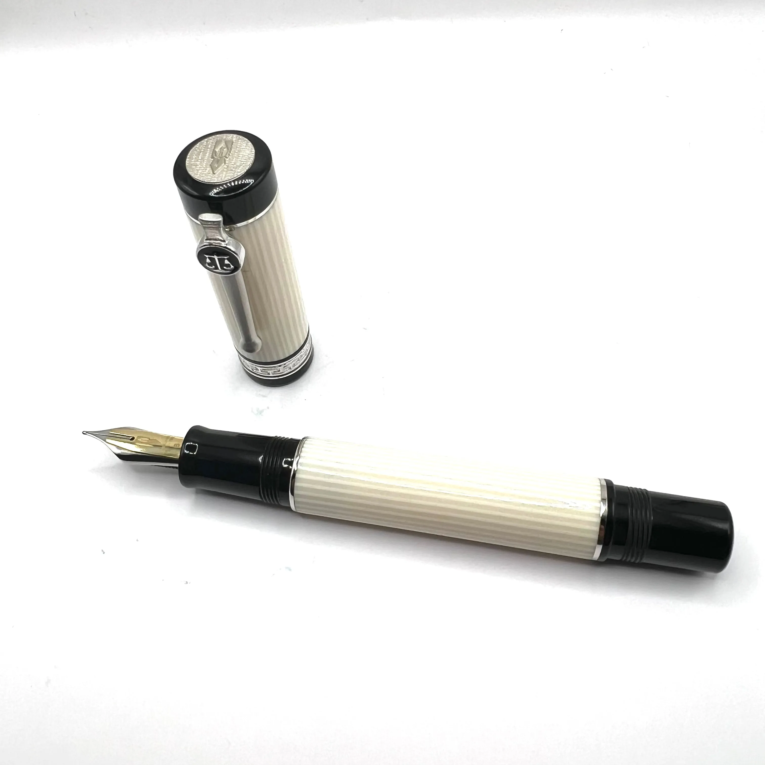 Delta Lex (Law) White Casein (Galalith) Limited Edition Fountain Pen (2012)