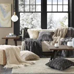 Luxury Faux Fur Throw Blanket