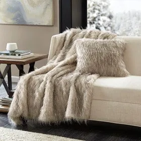 Luxury Faux Fur Throw Blanket