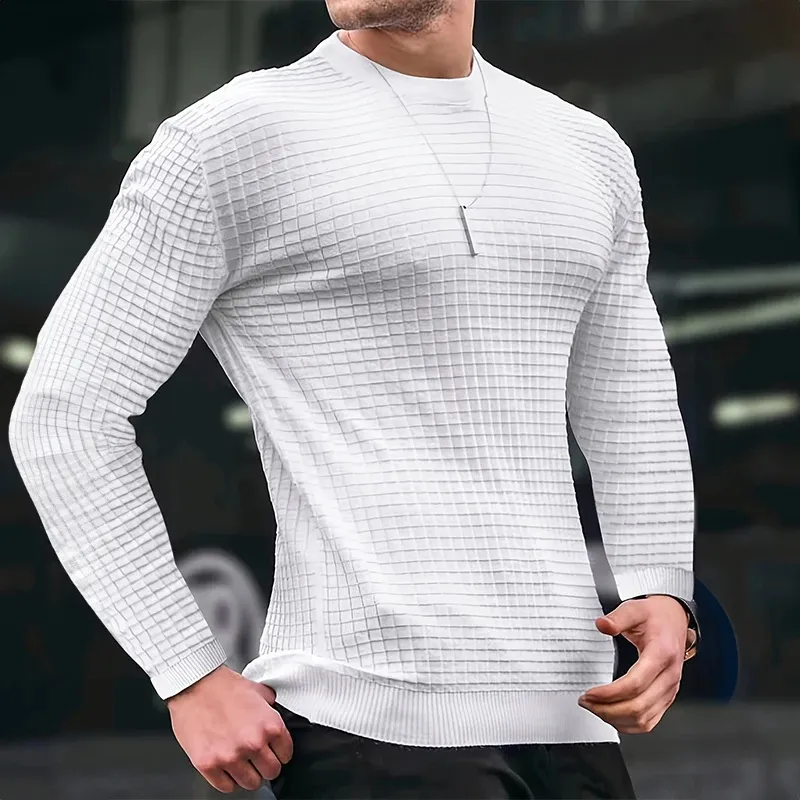 Men's sweater with structure, round neck slim fit jumper