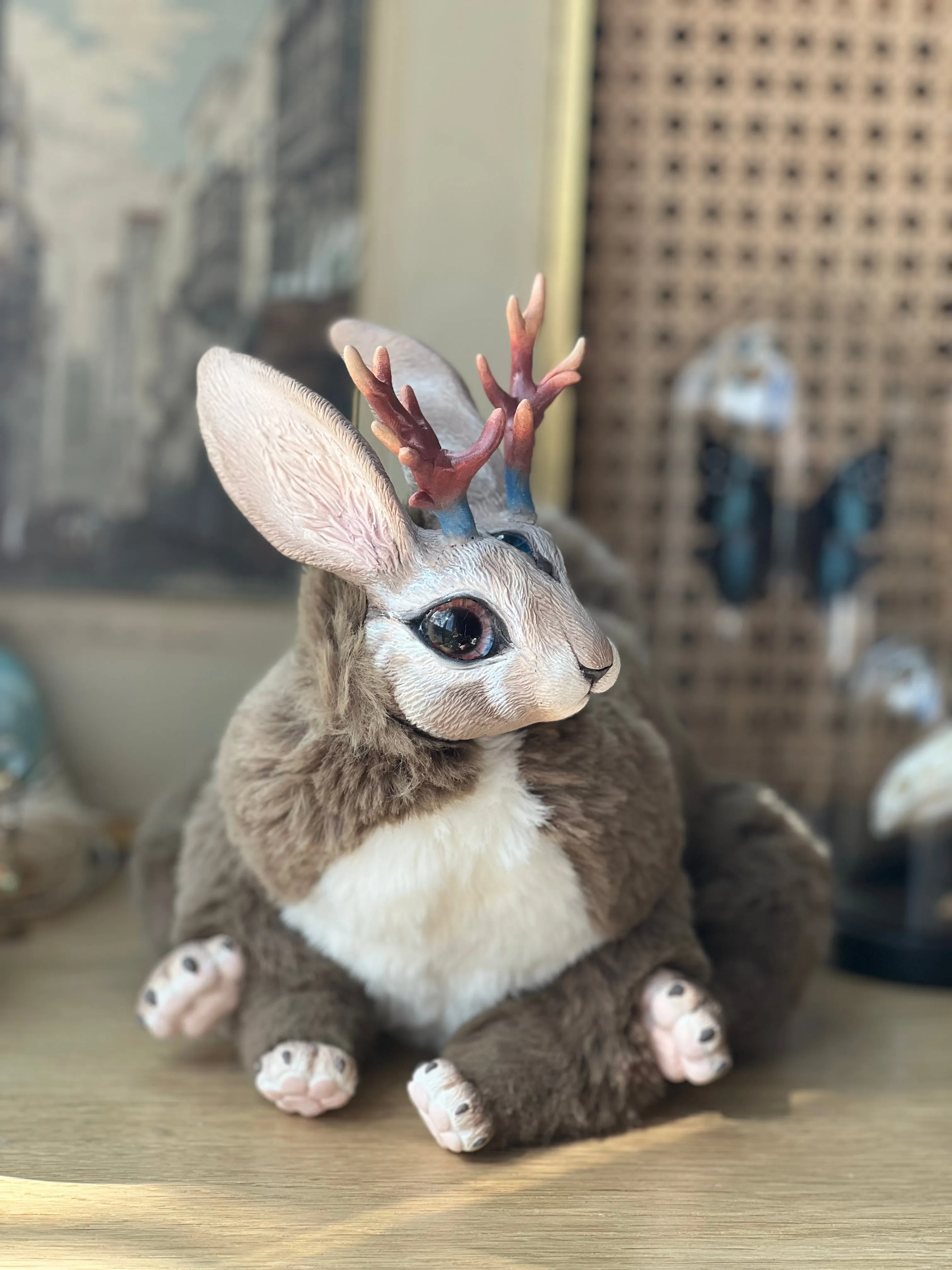 Mercurian jackalope – brown