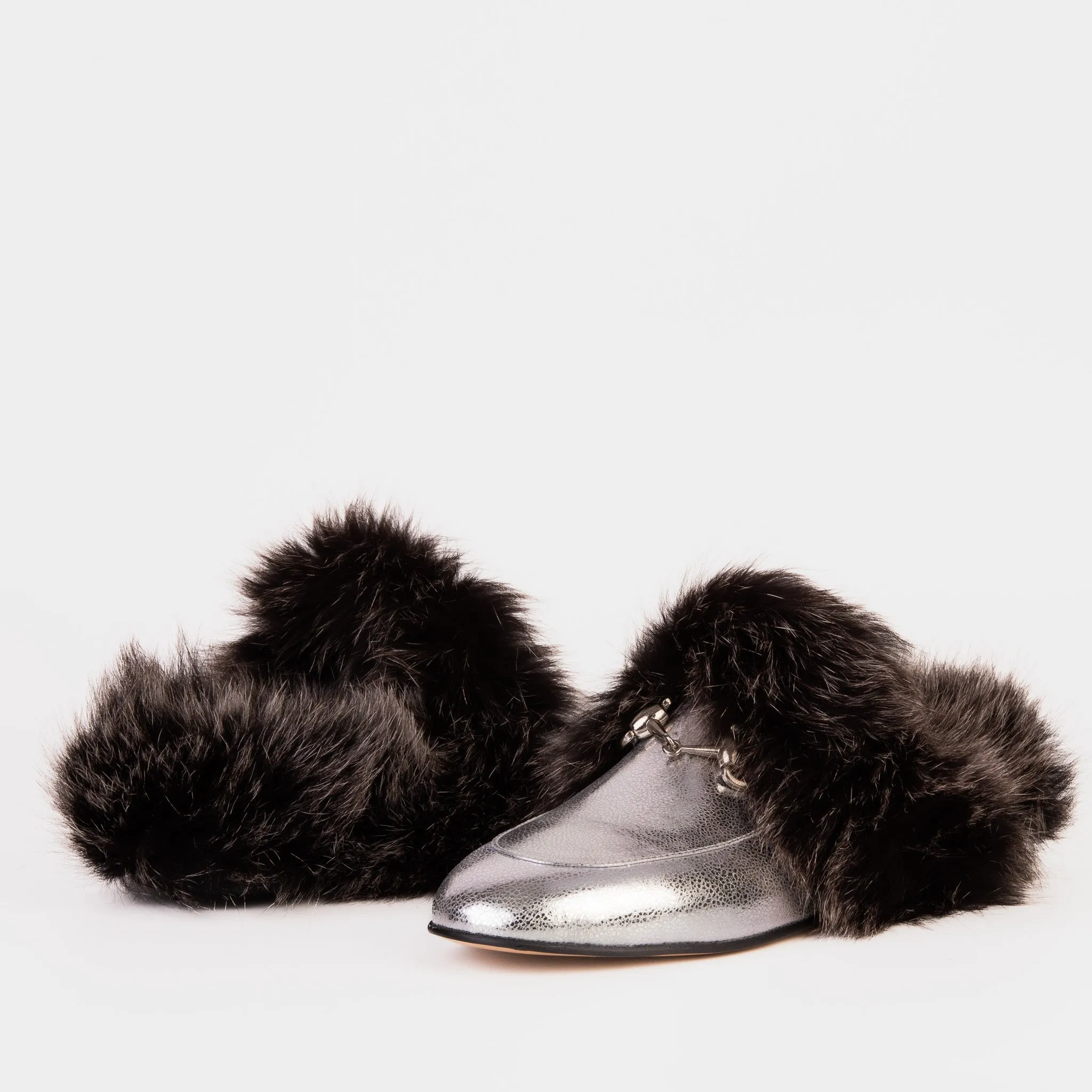 The Izmir Silver Leather Natural Fur Women Slipper