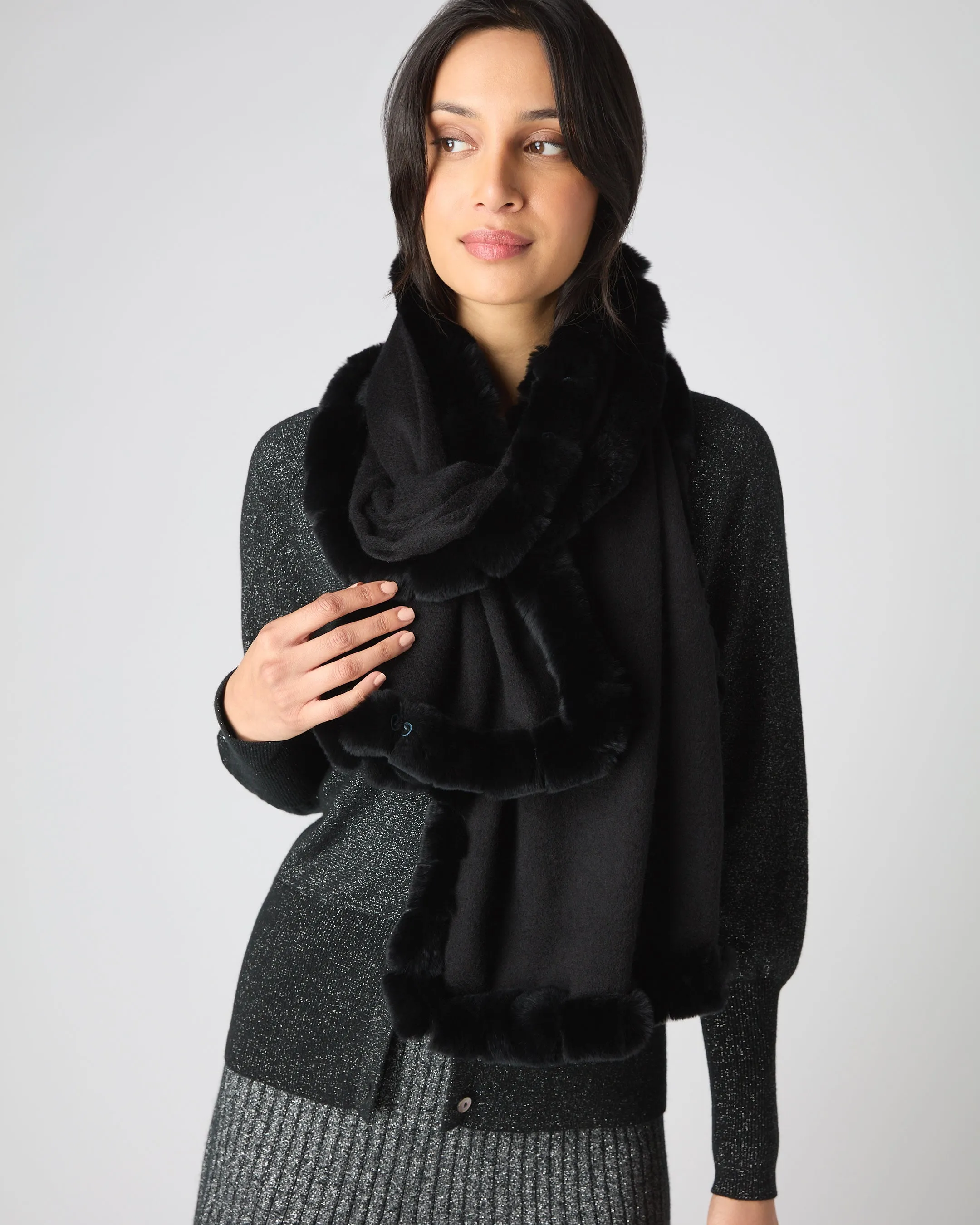 Women's Meribel Woven Fur Trim Scarf Black